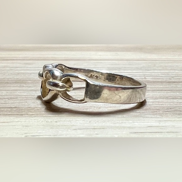 Designer Signed Sterling Silver Chained Horse Bit Heart Ring, Size 7, 3.4g - Picture 2 of 12